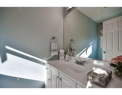 35 Falcon St, Needham, MA 02492 photo 12