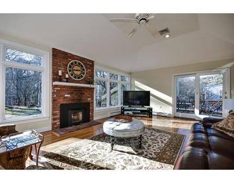 35 Falcon St, Needham, MA 02492 photo 11