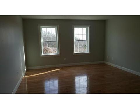 12 Pond St, Mendon, MA 01756 photo 10