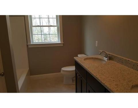 12 Pond St, Mendon, MA 01756 photo 7