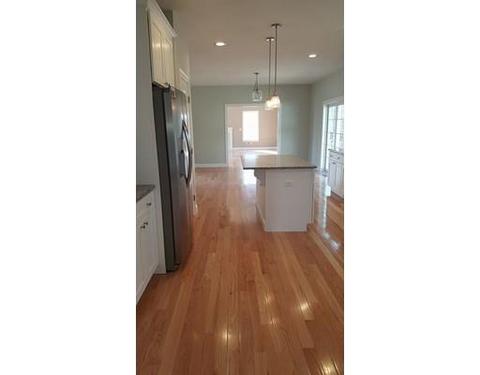 12 Pond St, Mendon, MA 01756 photo 2