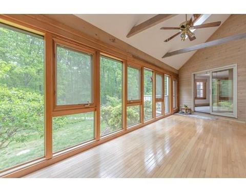 96 Lazell St, Hingham, MA 02043 photo 4