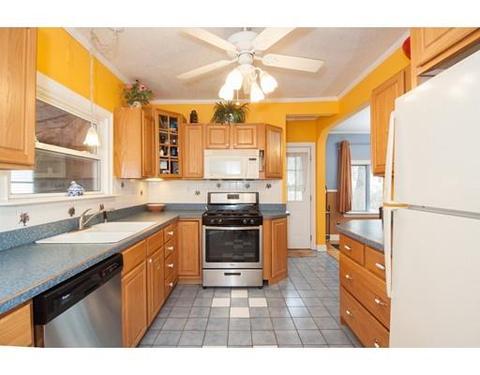 25 Tiffany St, Springfield, MA 01108 photo 11