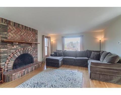 11 Meadowbrook Rd, Derry, NH 03038 photo 9
