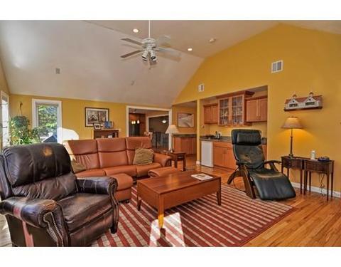 5 Birch St, Franklin, MA 02038 photo 12