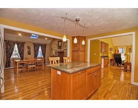 5 Birch St, Franklin, MA 02038 photo 7
