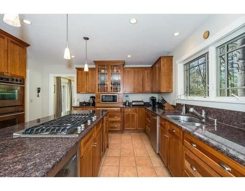 49 Old Grafton Rd, Upton, MA 01568 photo 8
