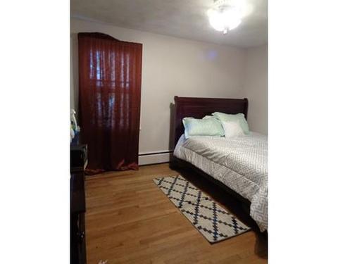 355 Cooley St, Springfield, MA 01128 photo 9