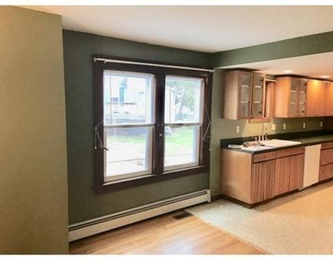 3 Camden Ave, Worcester, MA 01604 photo 4