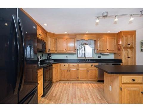 26 Salem Rd, Atkinson, NH 03811 photo 4