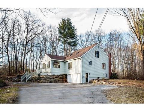 26 Salem Rd, Atkinson, NH 03811 photo 1