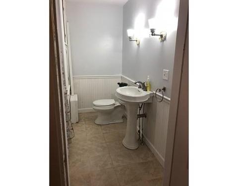 27 Grove St, Upton, MA 01568 photo 7