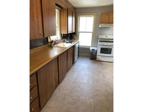 27 Grove St, Upton, MA 01568 photo 6