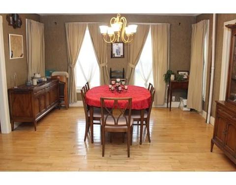 27 Grove St, Upton, MA 01568 photo 3