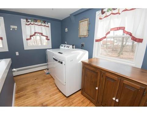 40 Nelson St, Webster, MA 01570 photo 9