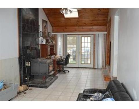15 Lisa Ave, Acushnet, MA 02743 photo 5