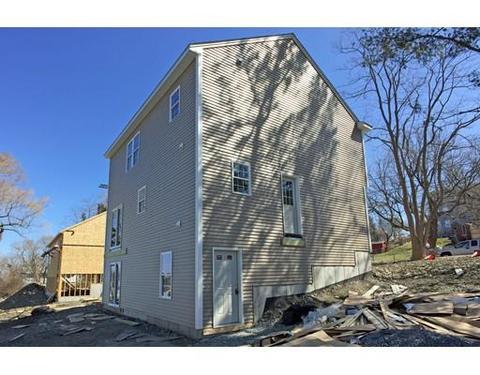 383 Bayview St, Fall River, MA 02724 photo 2