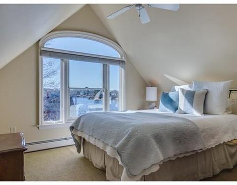 10 Dennison St, Gloucester, MA 01930 photo 16