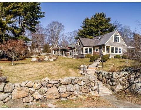10 Dennison St, Gloucester, MA 01930 photo 6