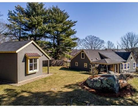10 Dennison St, Gloucester, MA 01930 photo 4