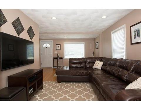 21 Overlea Ave, Saugus, MA 01906 photo 5