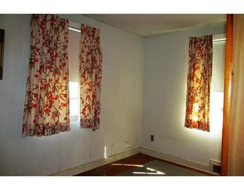 45 Acushnet Ave, Worcester, MA 01606 photo 14
