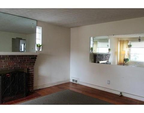 45 Acushnet Ave, Worcester, MA 01606 photo 5