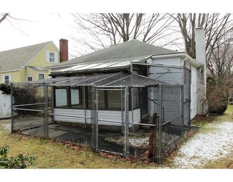 45 Acushnet Ave, Worcester, MA 01606 photo 3