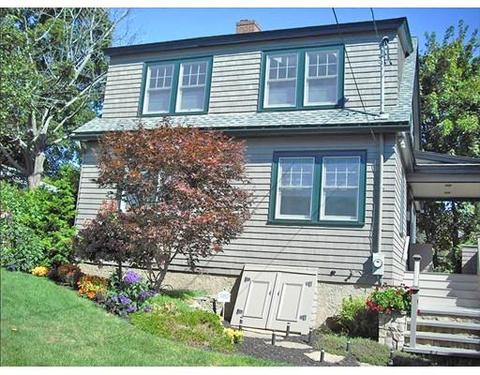 23 Curtis St, Marblehead, MA 01945 photo 1