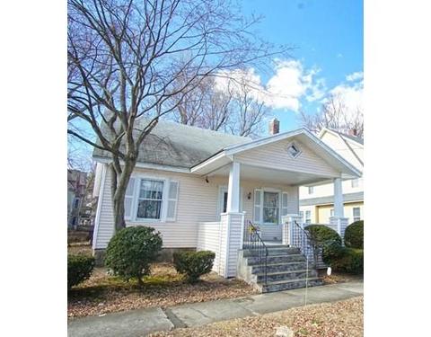 24 Webber St, Springfield, MA 01108 photo 2