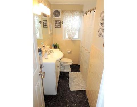 40 Ogden St, Springfield, MA 01151 photo 10