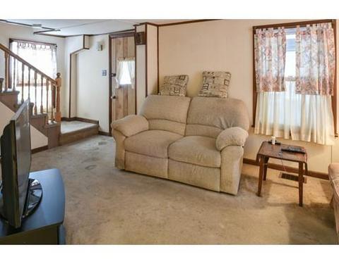 8 Beaver St, Beverly, MA 01915 photo 4