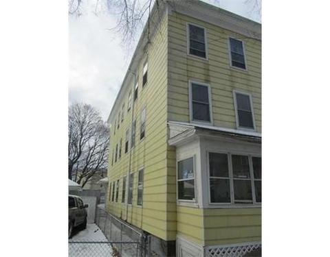 9 Douglas Ct, Worcester, MA 01603 photo 1