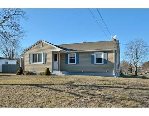 154 Blanan Dr, Chicopee, MA 01020 photo 1