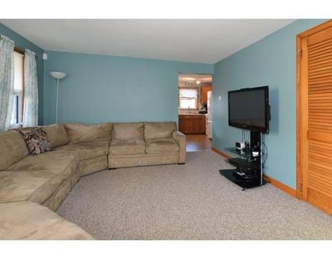 154 Blanan Dr, Chicopee, MA 01020 photo 8