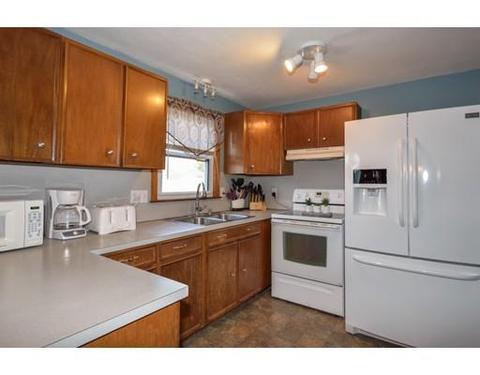 154 Blanan Dr, Chicopee, MA 01020 photo 3