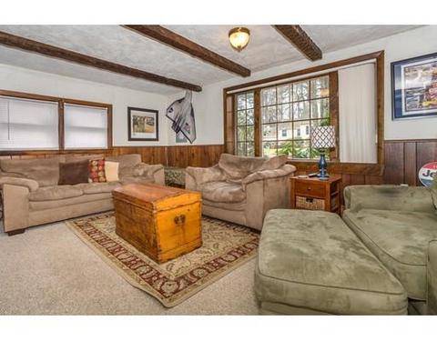 17 Draper St, Canton, MA 02021 photo 8