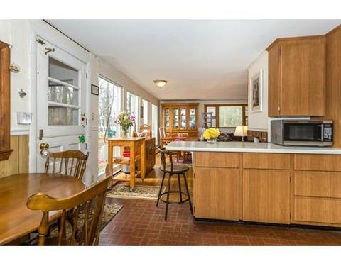 17 Draper St, Canton, MA 02021 photo 6