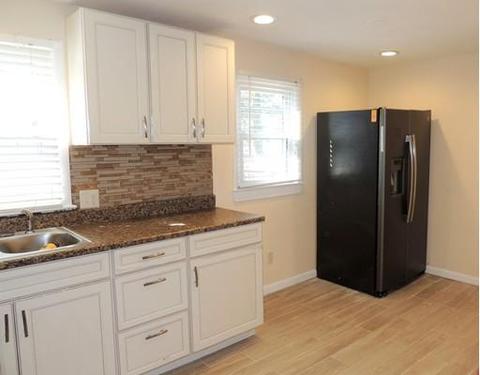 190 Leopold St, Springfield, MA 01119 photo 4