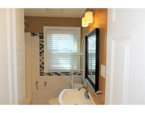 190 Leopold St, Springfield, MA 01119 photo 5
