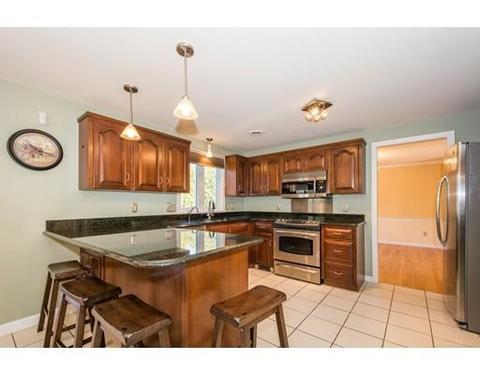 101 County St, Dover, MA 02030 photo 12