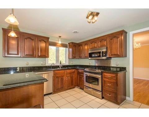 101 County St, Dover, MA 02030 photo 4
