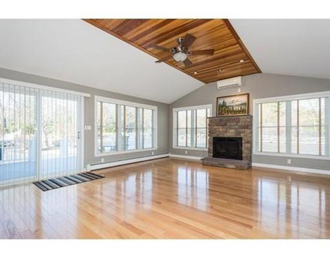 101 County St, Dover, MA 02030 photo 2