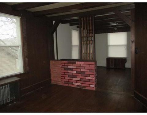 247 E Main St, Chicopee, MA 01020 photo 9
