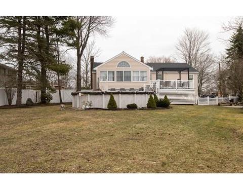 22 Longbow Rd, Danvers, MA 01923 photo 2