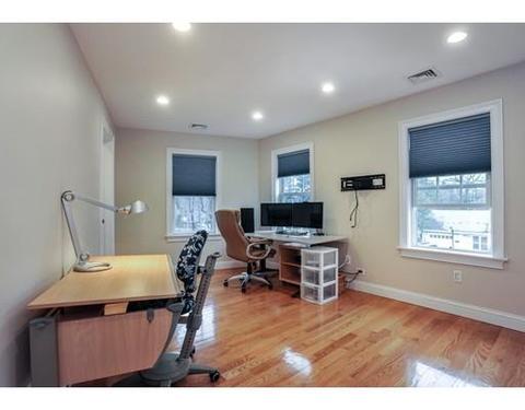 4 Macarthur Rd, Wellesley, MA 02482 photo 18