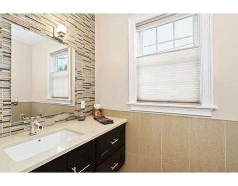 4 Macarthur Rd, Wellesley, MA 02482 photo 10