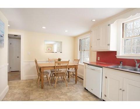 204 Lazell St, Hingham, MA 02043 photo 6