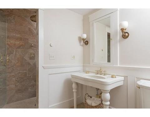 21 Cottage St, Hingham, MA 02043 photo 15