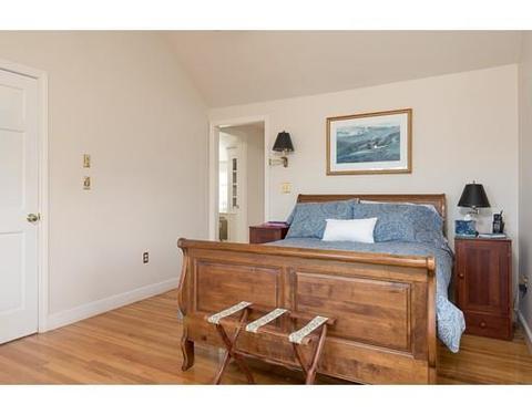 21 Cottage St, Hingham, MA 02043 photo 14